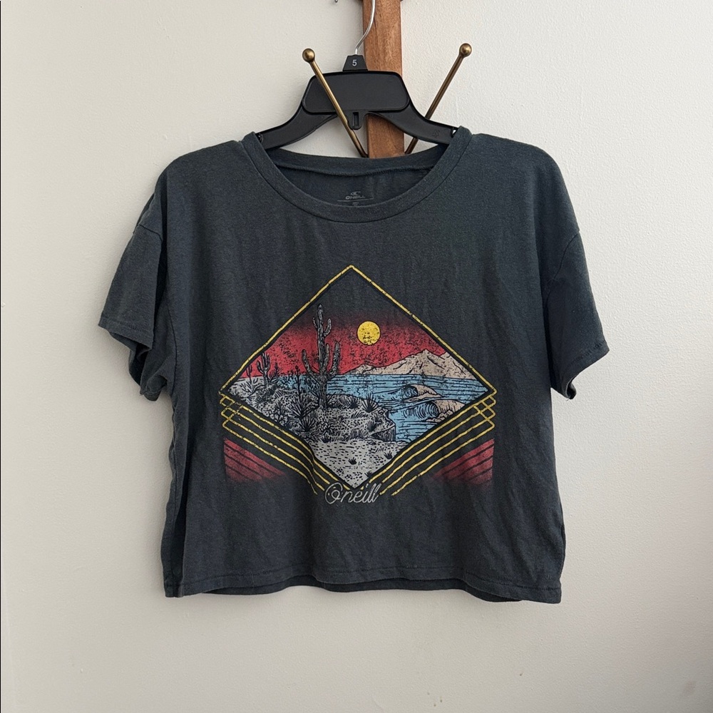O'Neill Black Graphic Cropped Tee with Sunset Artwork